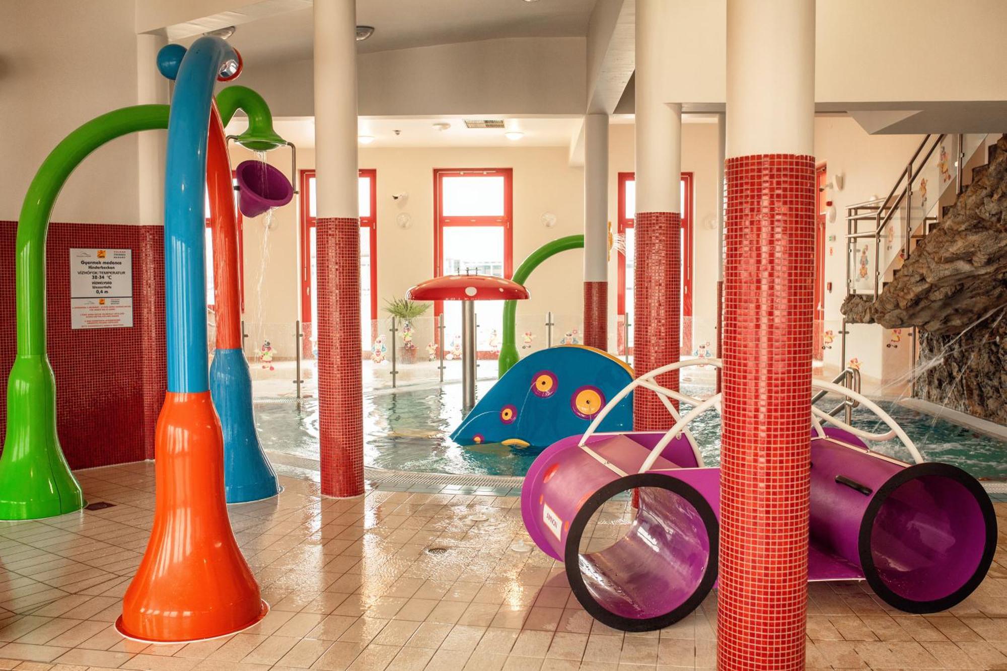 Vulkan Wellness Hotel & Camping Celldömölk Eksteriør bilde