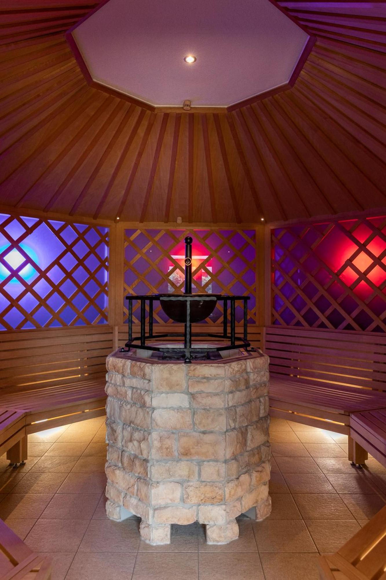 Vulkan Wellness Hotel & Camping Celldömölk Eksteriør bilde